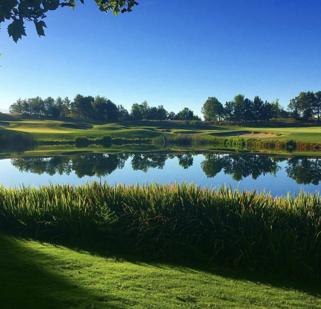 Primm Valley Golf Club: Lakes Course - GOLF STAY AND PLAYS